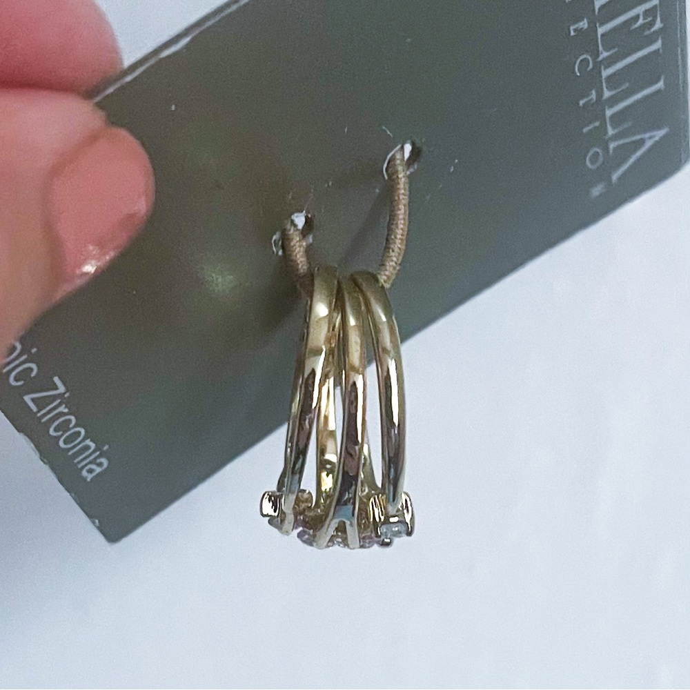 ARIELLA Collection 3 Gold Stackable Rings - Picture 5 of 7